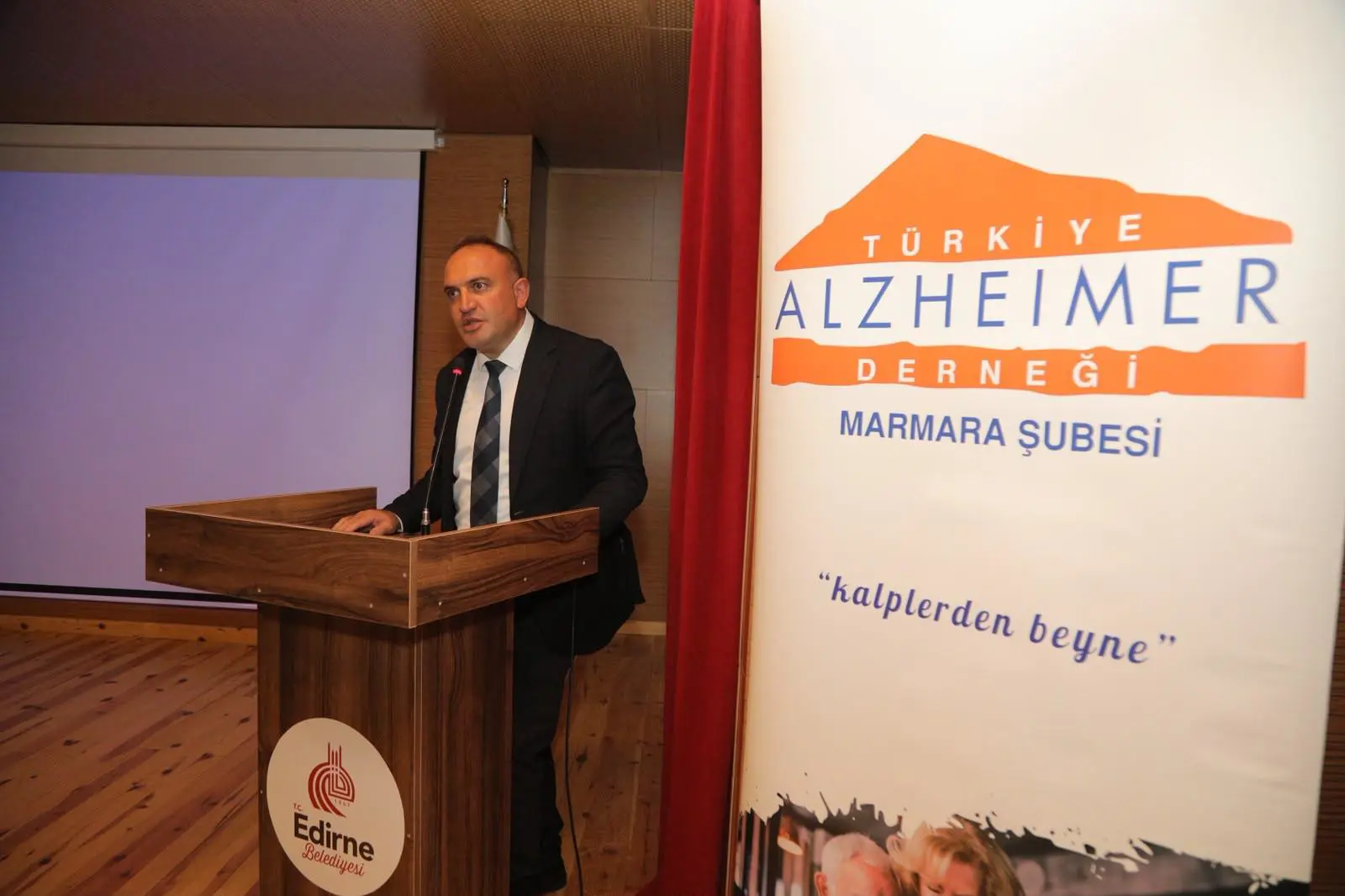 EDİRNE BELEDİYESİ’NDEN ALZHEİMER FARKINDALIĞINA DESTEK galeri görseli